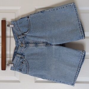 Levi's Y2K Vintage 550 Medium Wash High Rise Relaxed Mid Length Jean Shorts 8